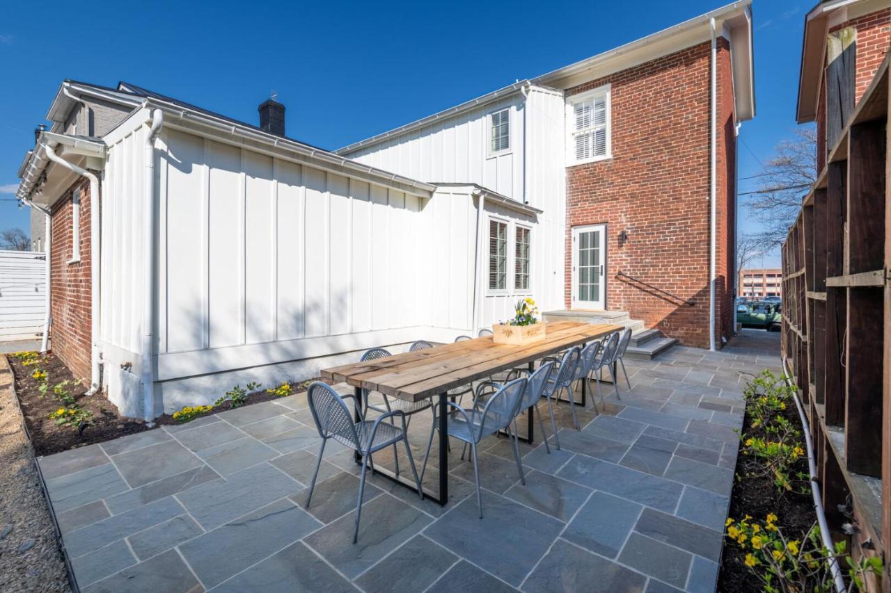 Boutique Room Steps From Downtown Mall Rose Jean Room 3 Charlottesville Exterior photo