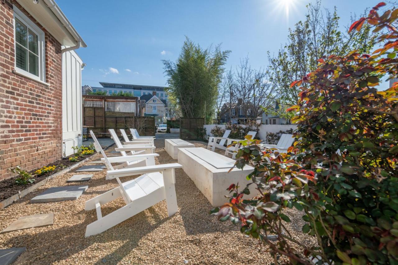 Boutique Room Steps From Downtown Mall Rose Jean Room 3 Charlottesville Exterior photo